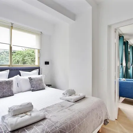 Trocadero/ Eiffel Tower - 3 Bedrooms- New! *