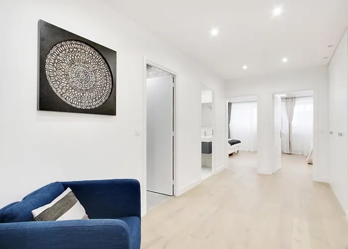 Trocadero/ Eiffel Tower - 3 Bedrooms- New!
